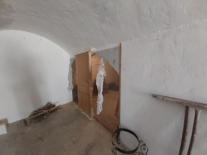 Image No.38-4 Bed House for sale
