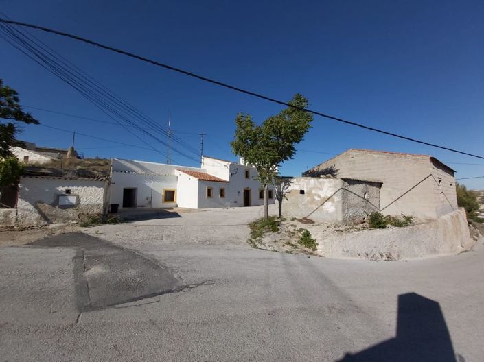 Image No.5-4 Bed House for sale