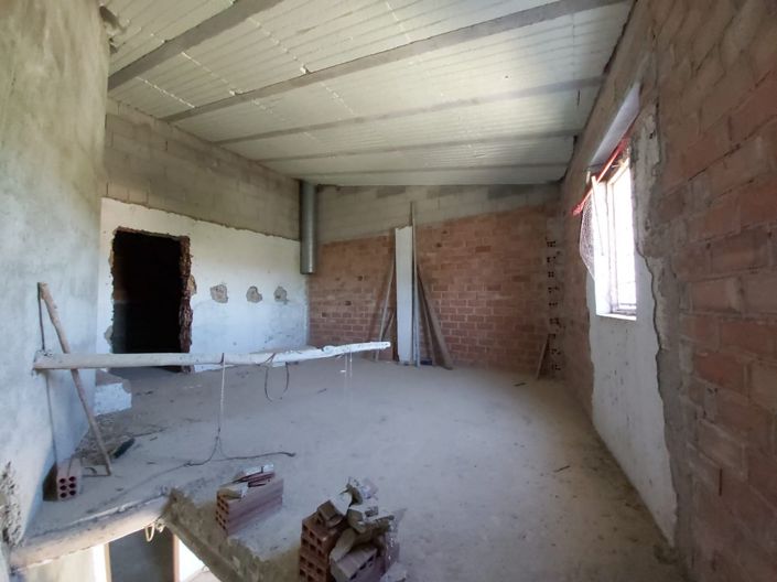 Image No.45-4 Bed House for sale