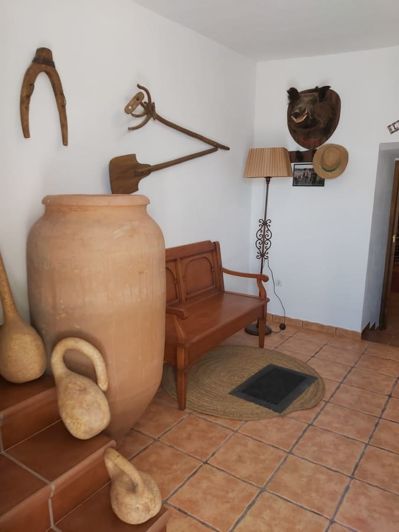 Image No.9-4 Bed House for sale