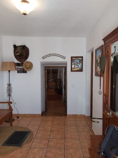 Image No.10-4 Bed House for sale