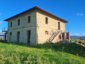 Image No.5-Ferme de 4 chambres à vendre à Castiglione del Lago