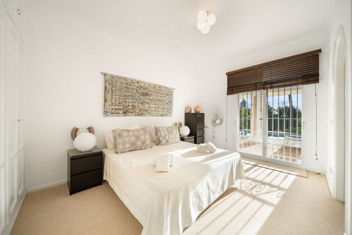 Image No.24-4 Bed Villa for sale