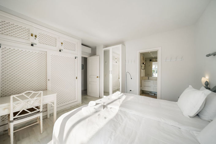 Image No.21-2 Bed Apartment for sale