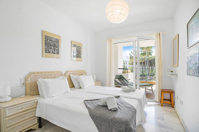 14-d70dc3102c00d7be0e872dfe1c1f86d7