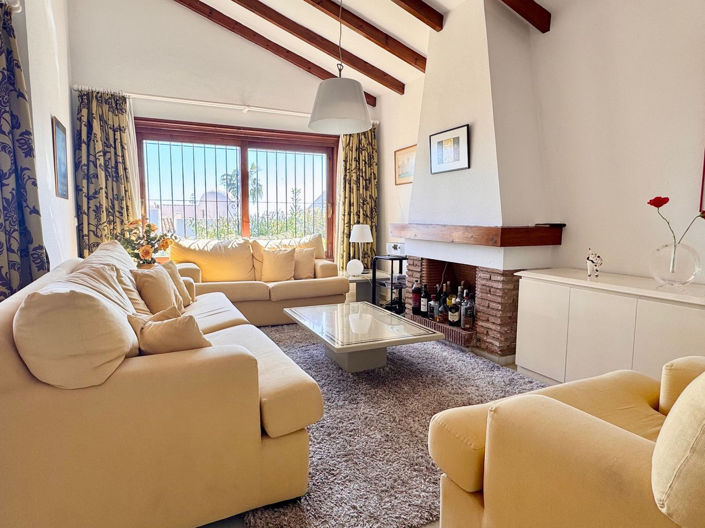 Image No.9-3 Bed Villa for sale