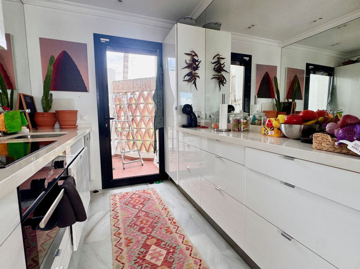 Image No.10-2 Bed Apartment for sale