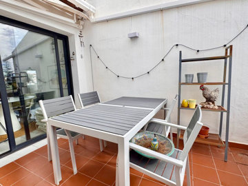 12-53013098fcab6c38b1379cd33298e050