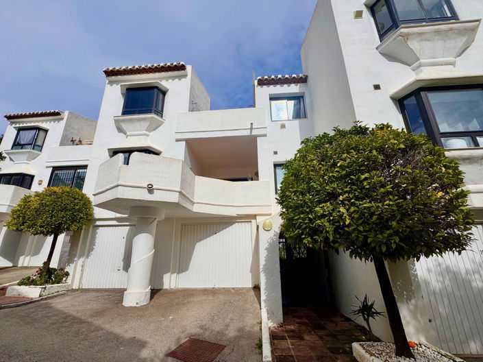 Image No.18-2 Bed Apartment for sale