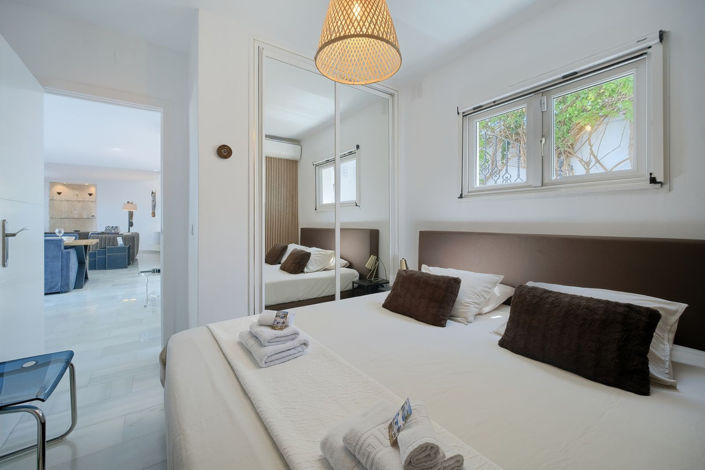 Image No.12-4 Bed Villa for sale