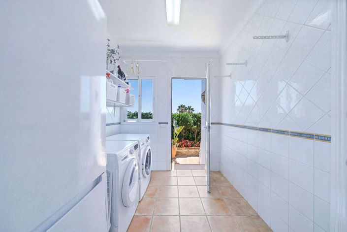 Image No.16-5 Bed Villa for sale