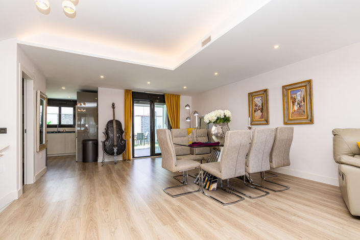 Image No.19-3 Bed House for sale