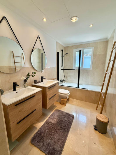 Image No.12-3 Bed Villa for sale