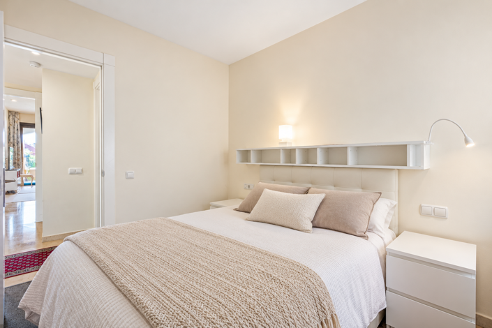 Image No.9-2 Bed Property for sale