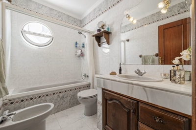 b98le8d7m9k3degpefzhs0lif8u4xzvzhwxtmggyekxx9