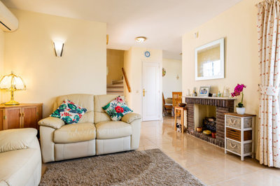 b98le8d7m9k3degpefzhs0lif8u4xzvzhwxtmggyekxx9