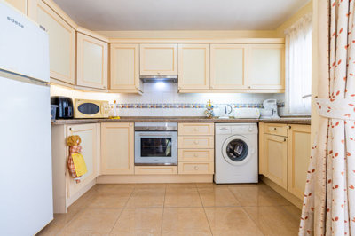 b98le8d7m9k3degpefzhs0lif8u4xzvzhwxtmggyekxx9