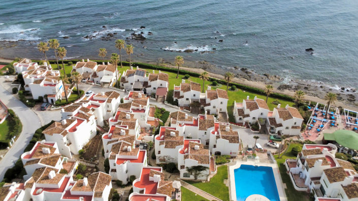 Image No.6-2 Bed Townhouse for sale