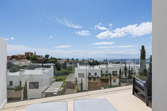 Image No.12-3 Bed House for sale