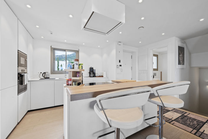 Image No.20-3 Bed House for sale