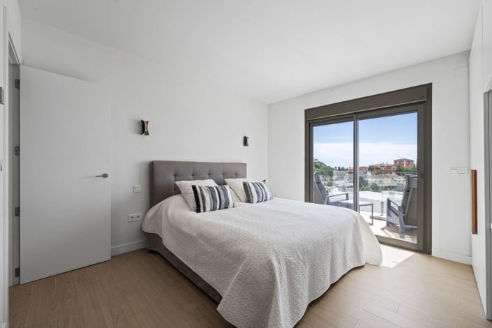 Image No.4-3 Bed House for sale