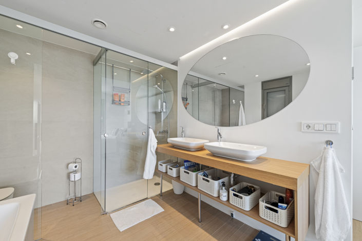 Image No.5-3 Bed House for sale