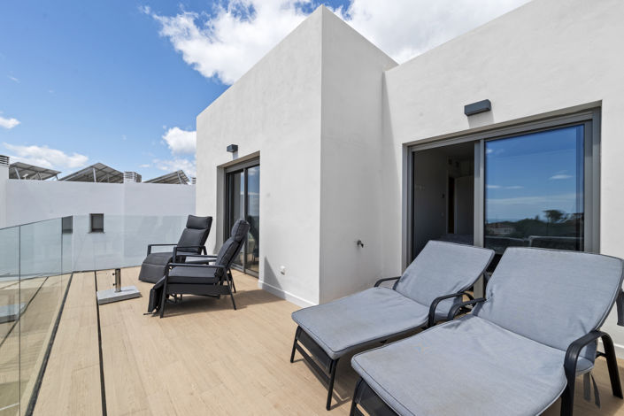 Image No.9-3 Bed House for sale