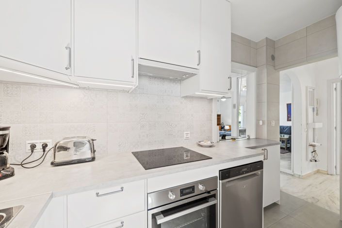 Image No.13-2 Bed Property for sale