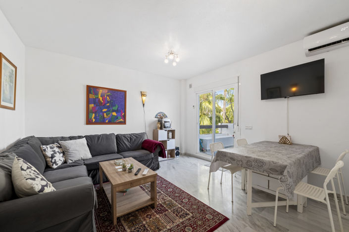 Image No.14-2 Bed Property for sale