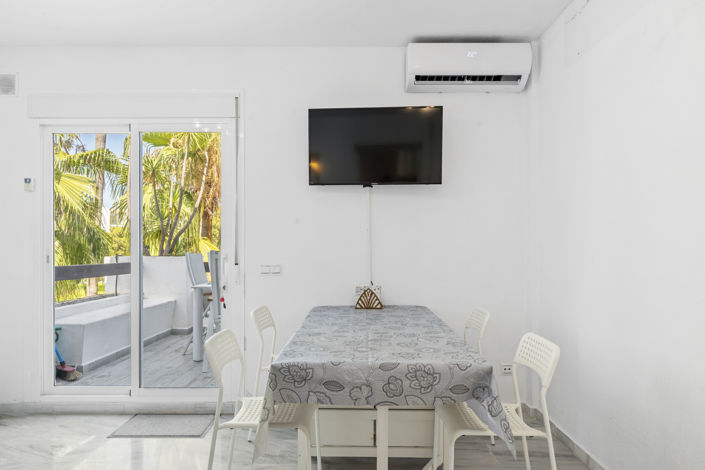 Image No.15-2 Bed Property for sale