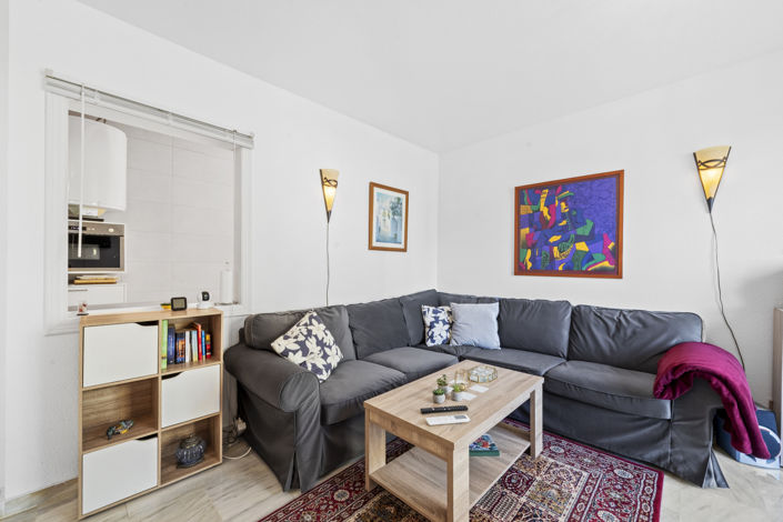 Image No.17-2 Bed Property for sale