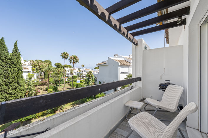 Image No.20-2 Bed Property for sale