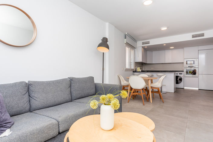 Image No.27-17 Bed Property for sale