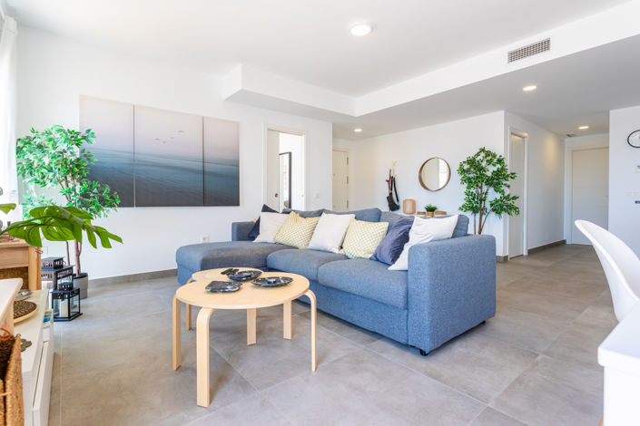 Image No.6-17 Bed Property for sale