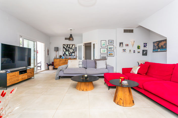 Image No.22-5 Bed Villa for sale