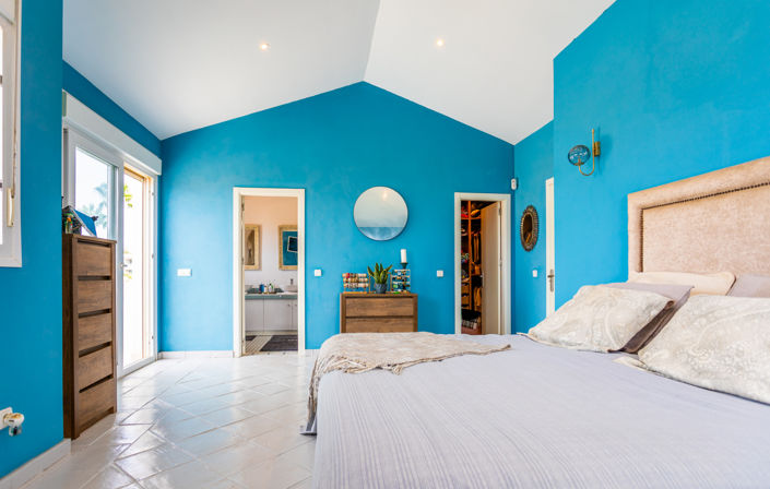 Image No.5-5 Bed Villa for sale