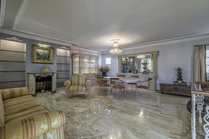 Image No.24-4 Bed Property for sale