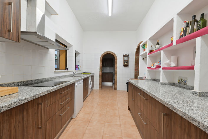 Image No.10-5 Bed Finca for sale