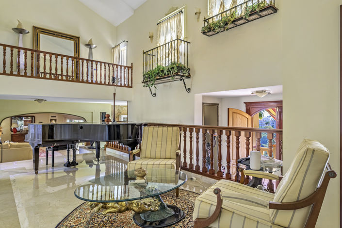 Image No.11-7 Bed Villa for sale