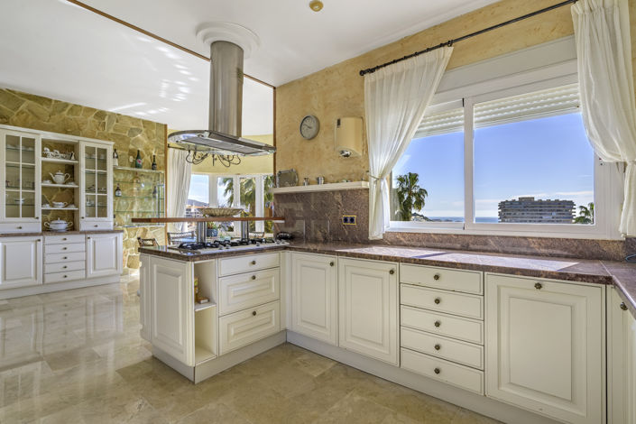 Image No.16-7 Bed Villa for sale