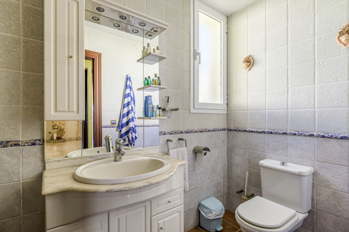 Image No.21-7 Bed Villa for sale