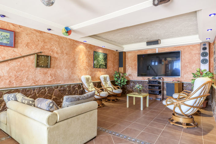 Image No.24-7 Bed Villa for sale