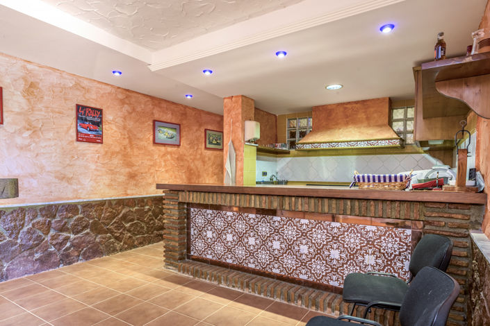 Image No.25-7 Bed Villa for sale