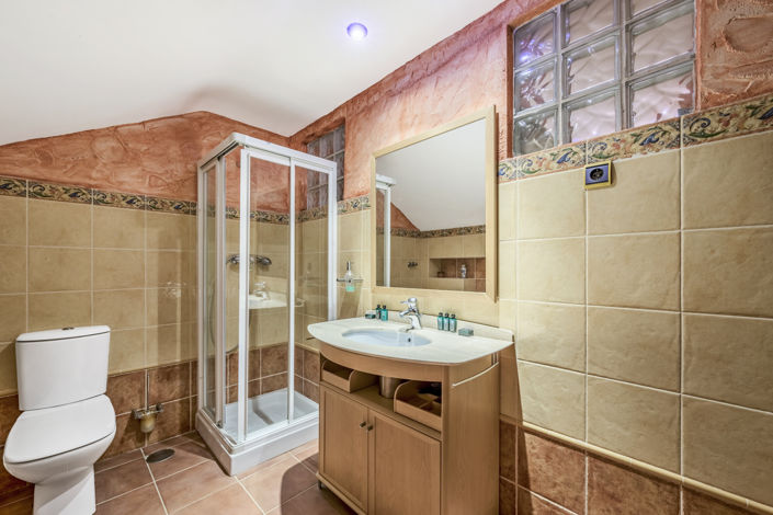 Image No.26-7 Bed Villa for sale