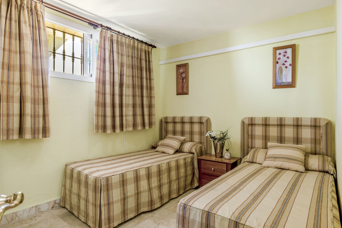 Image No.30-7 Bed Villa for sale