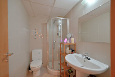 b98le8d7m9k3degpefzhs0lif8u4xzvzhwxtmggyekxx9