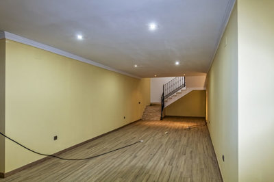 b98le8d7m9k3degpefzhs0lif8u4xzvzhwxtmggyekxx9