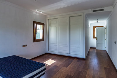 b98le8d7m9k3degpefzhs0lif8u4xzvzhwxtmggyekxx9