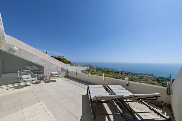 Image No.12-3 Bed Penthouse for sale