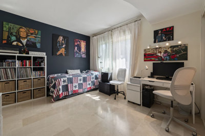 b98le8d7m9k3degpefzhs0lif8u4xzvzhwxtmggyekxx9